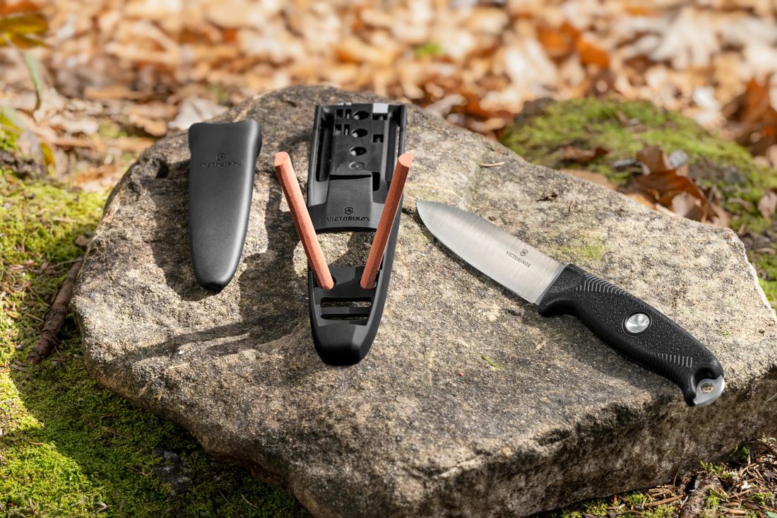 Victorinox discount survival kit