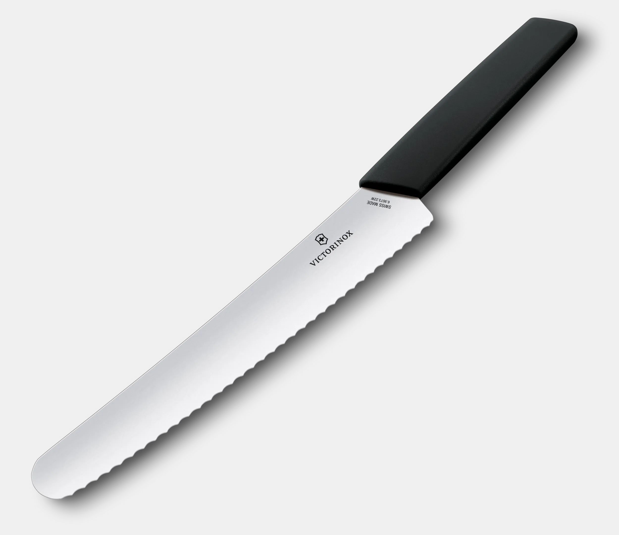 日本限定 Victorinox 「スイスモダン」ブレッド＆ペストリーナイフ 調理器具