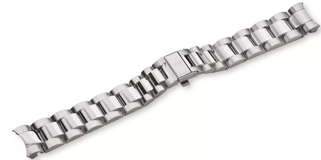 Metal  bracelet with clasp-002546