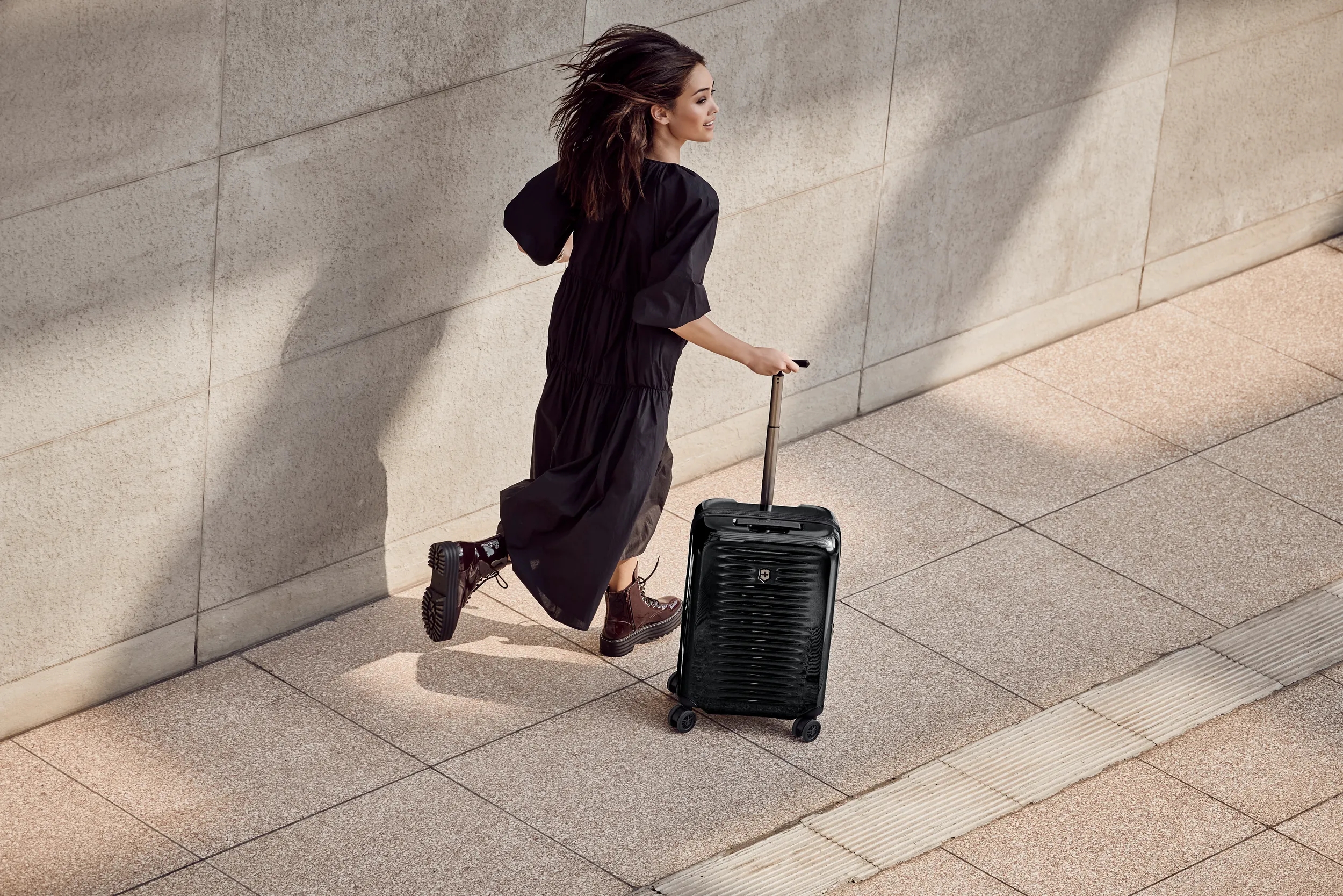 The advantages of hardside luggage