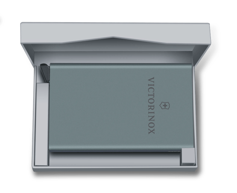 Victorinox Altius Secrid Essential Card Wallet in titan - 612679