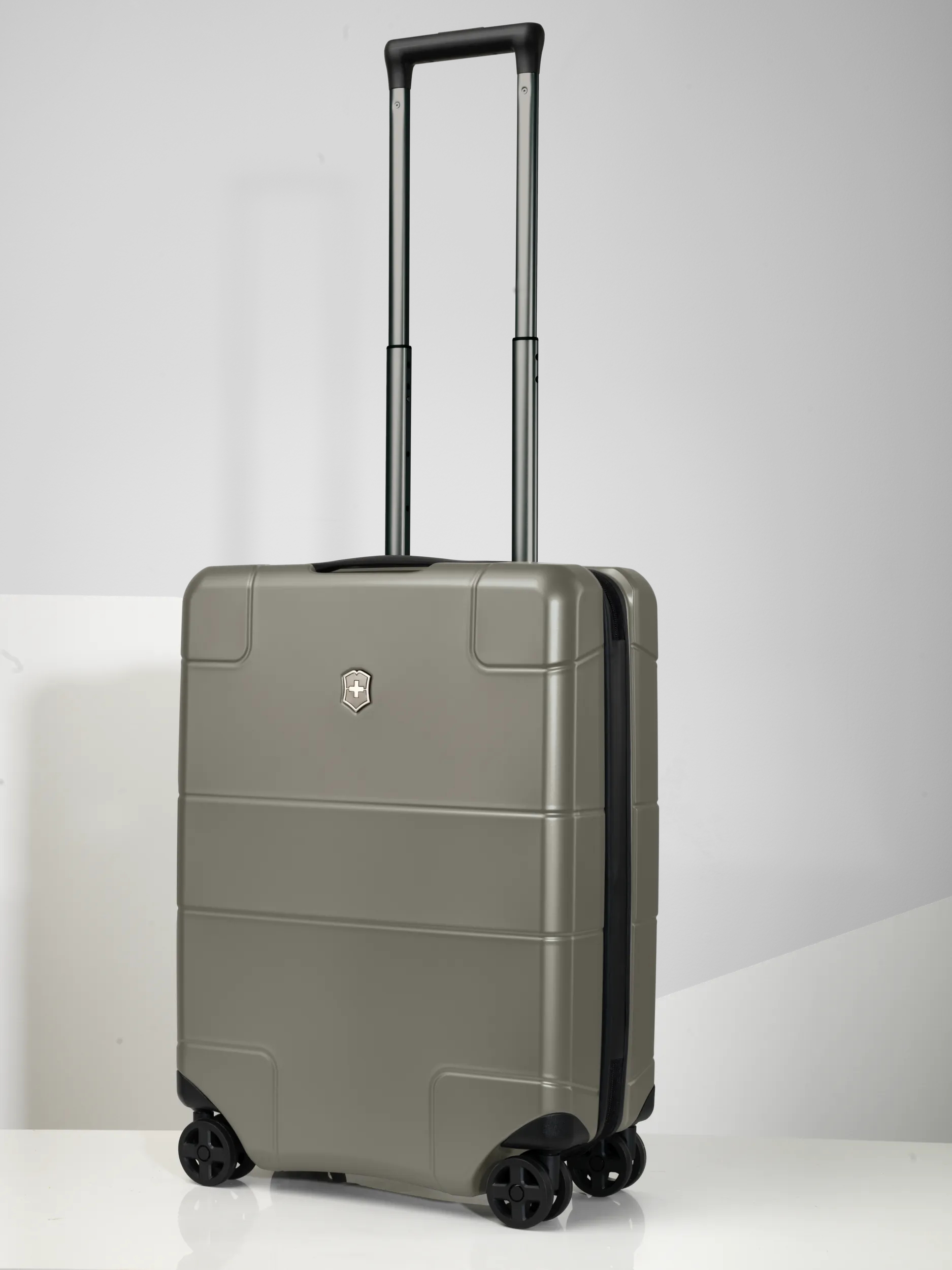Lexicon Hardside Global Carry-On - 602104