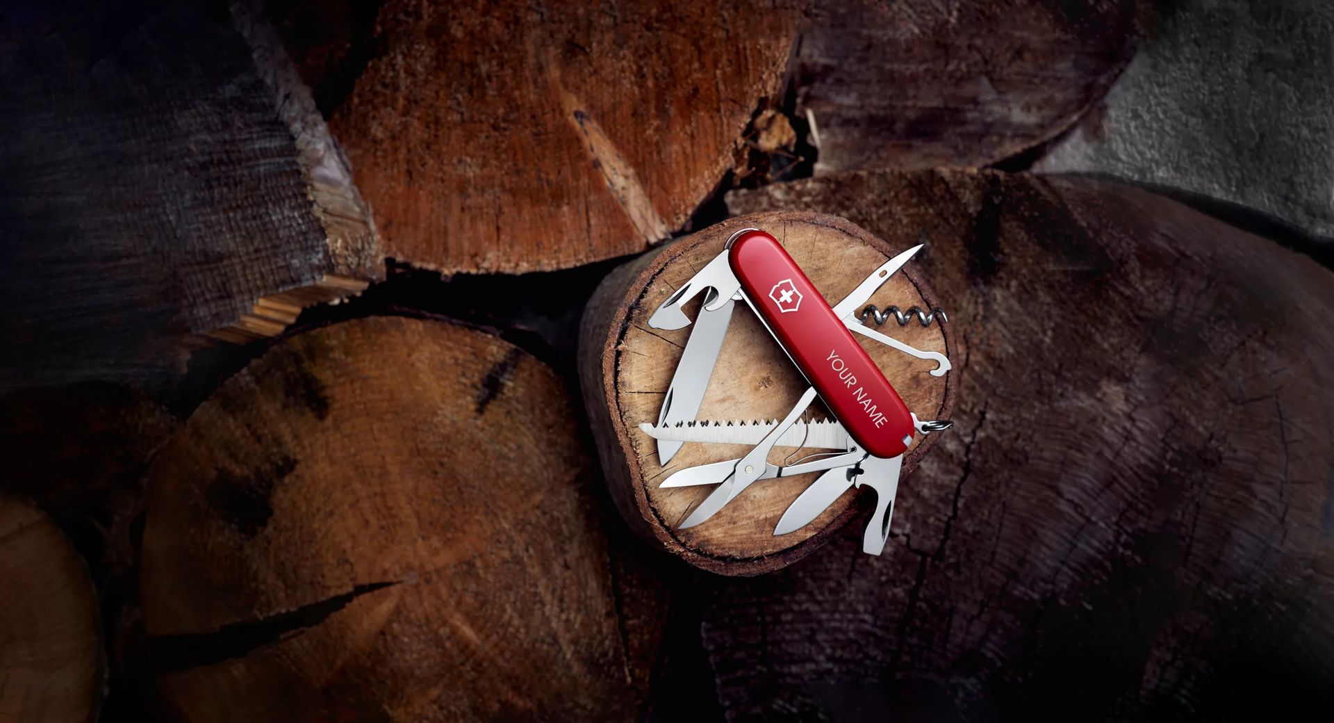 Victorinox - Celebra las ocasiones más especiales con una Navaja  personalizada. Tan solo elige el modelo, las cachas y agrega tu mensaje.  Conoce aquí todos los detalles