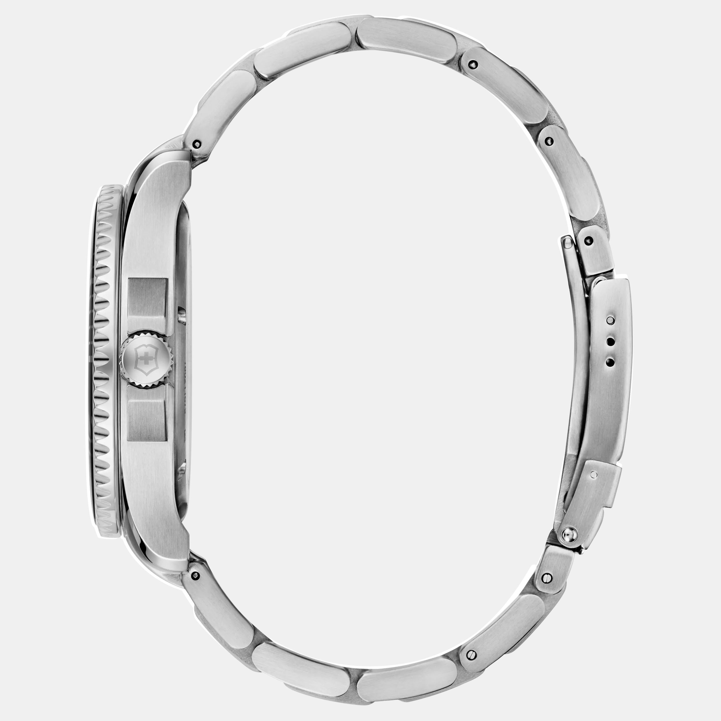 Victorinox Maverick Large in Maverick Large - 241697