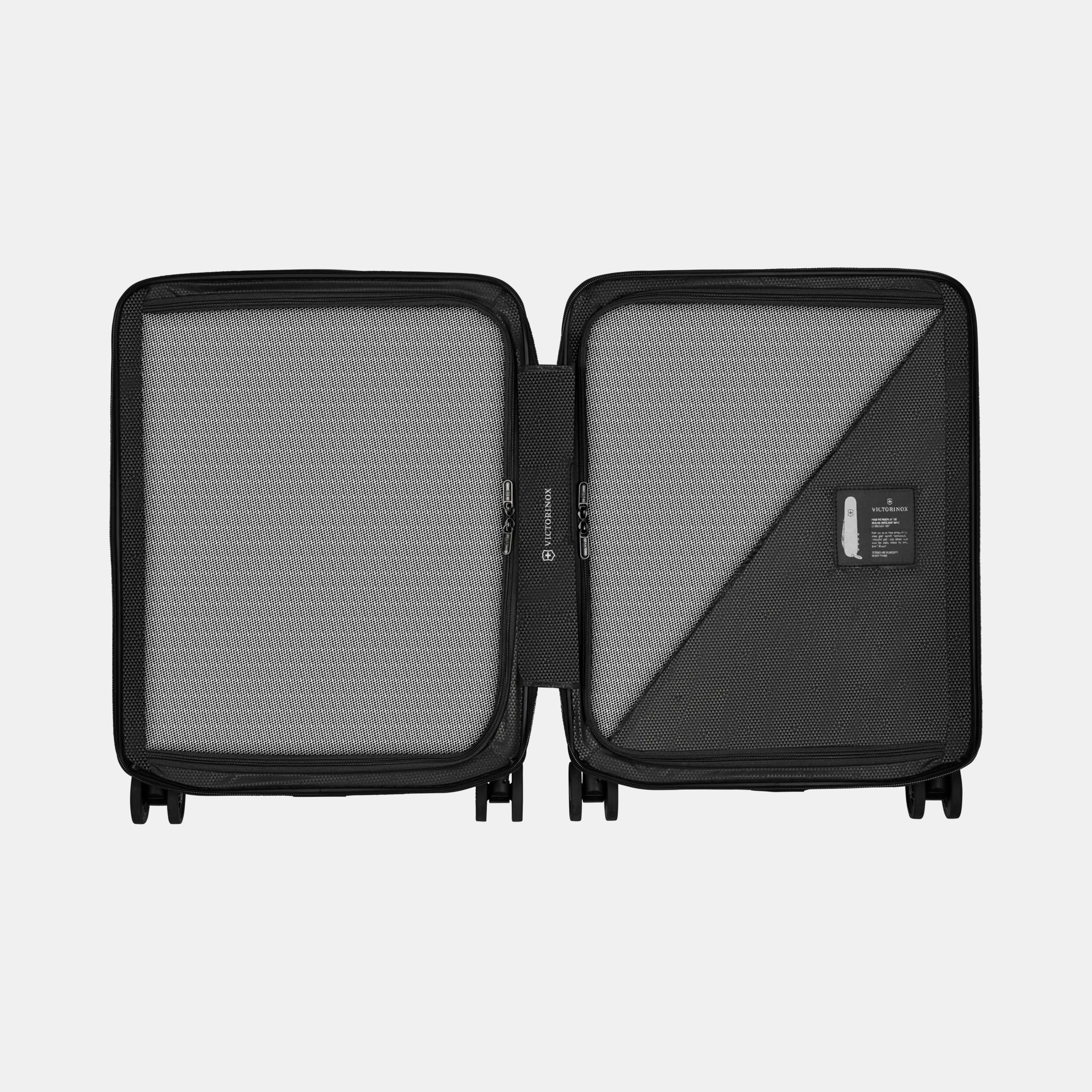 Victorinox 「エアロックス グローバル ハードサイド キャリー