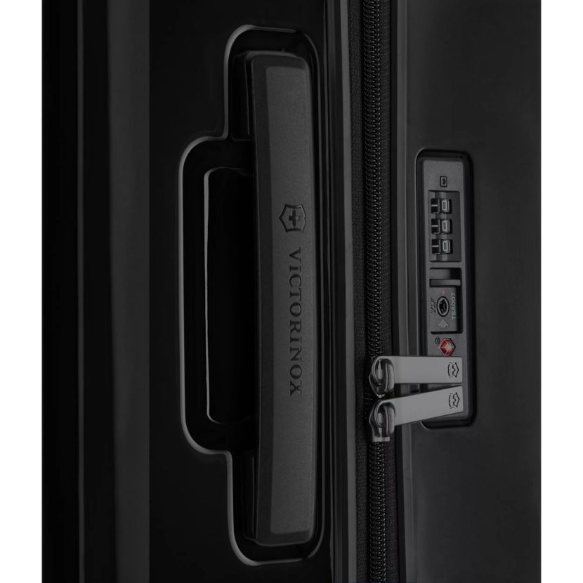 Airox Large Hardside Case - 612509
