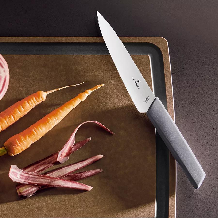 El cuchillo de cocina pequeño