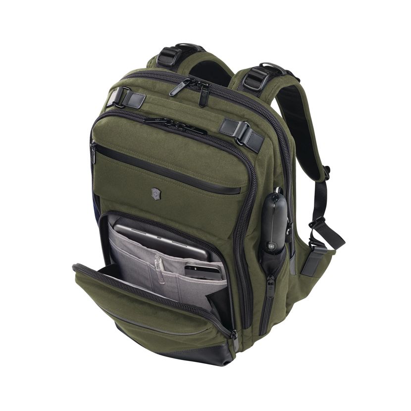 Victorinox rath sales slim backpack