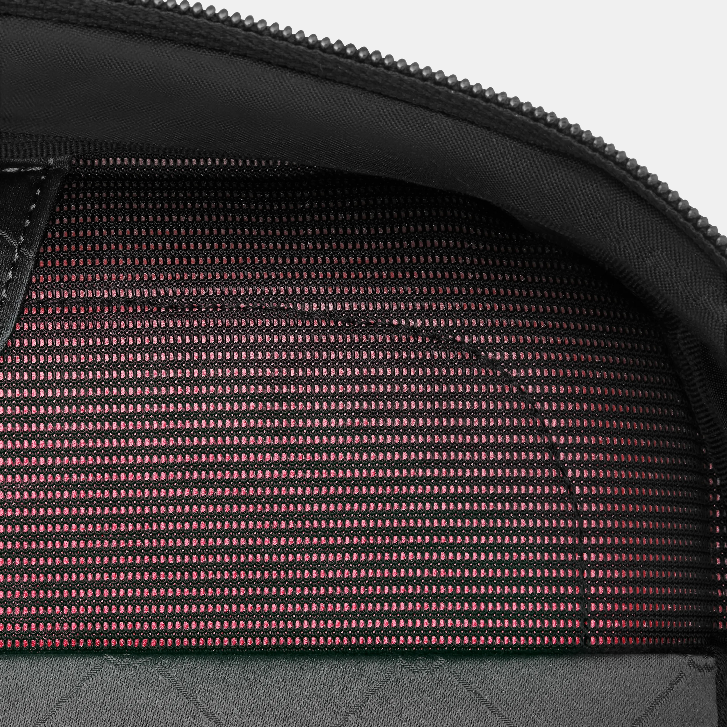 null - null