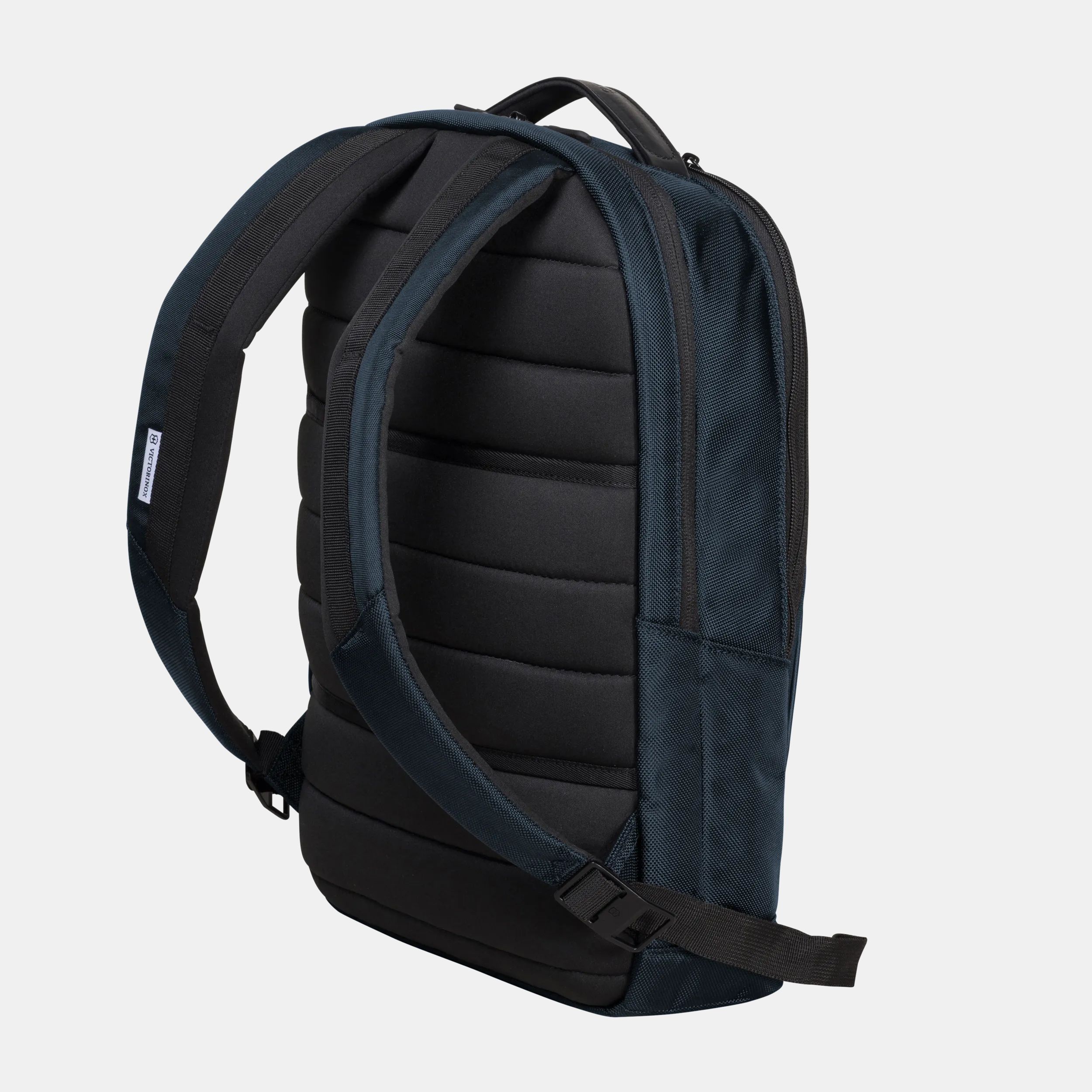Victorinox altmont professional compact laptop backpack discount