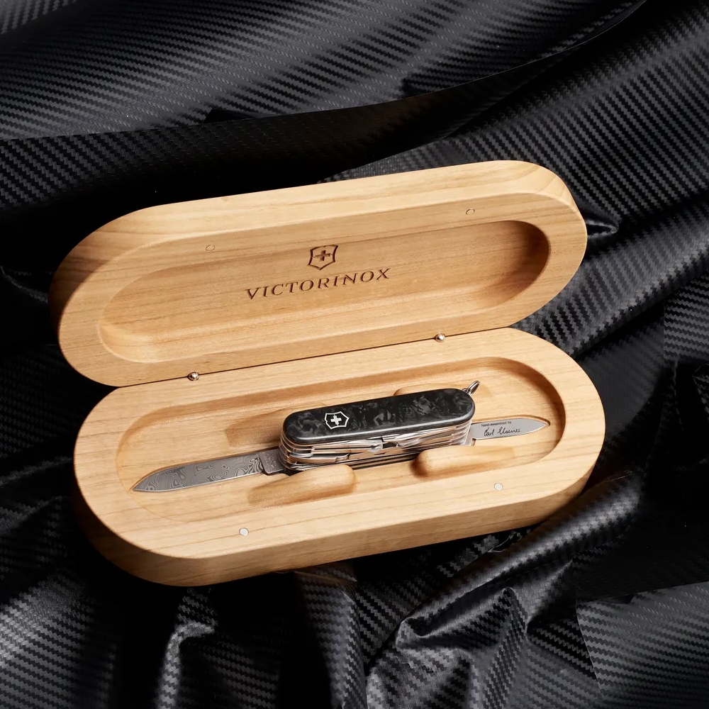 Victorinox auctions a collector's item | Victorinox Germany & Austria