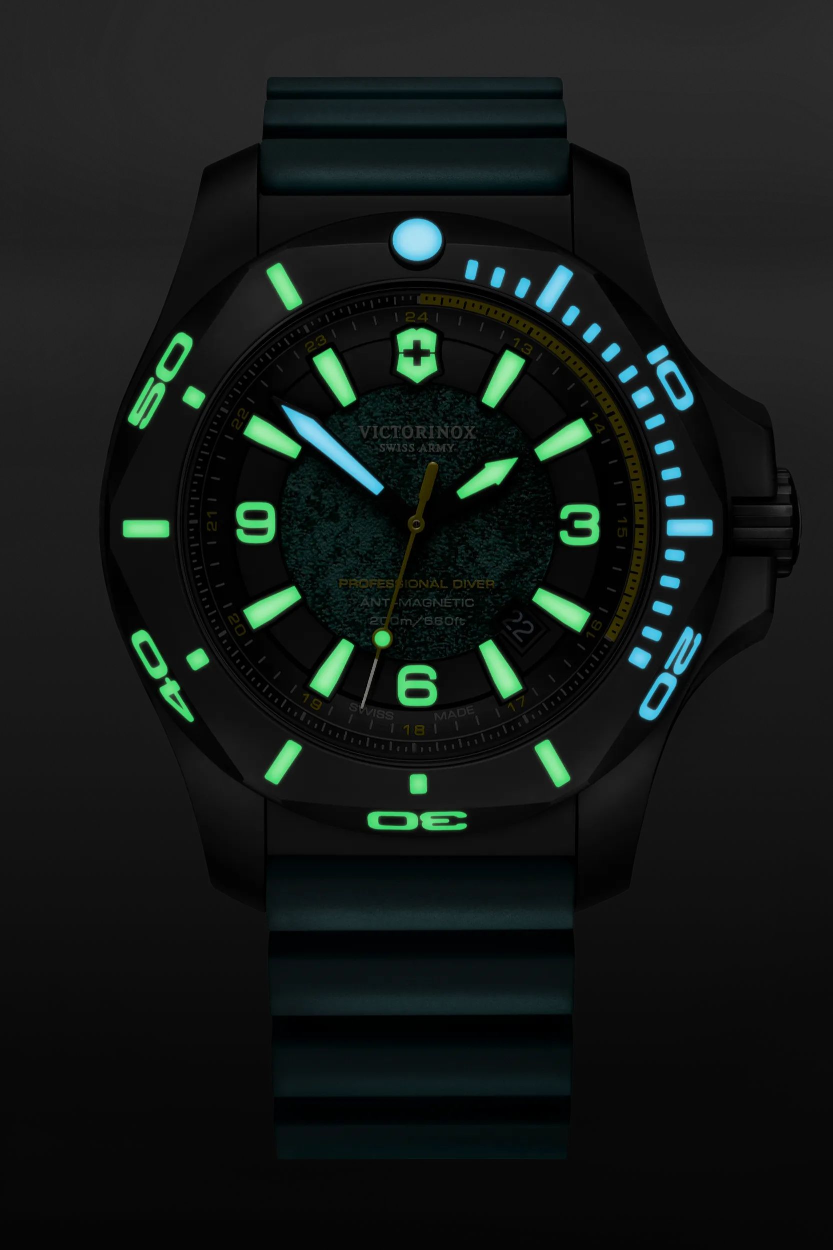 Victorinox inox titanium online