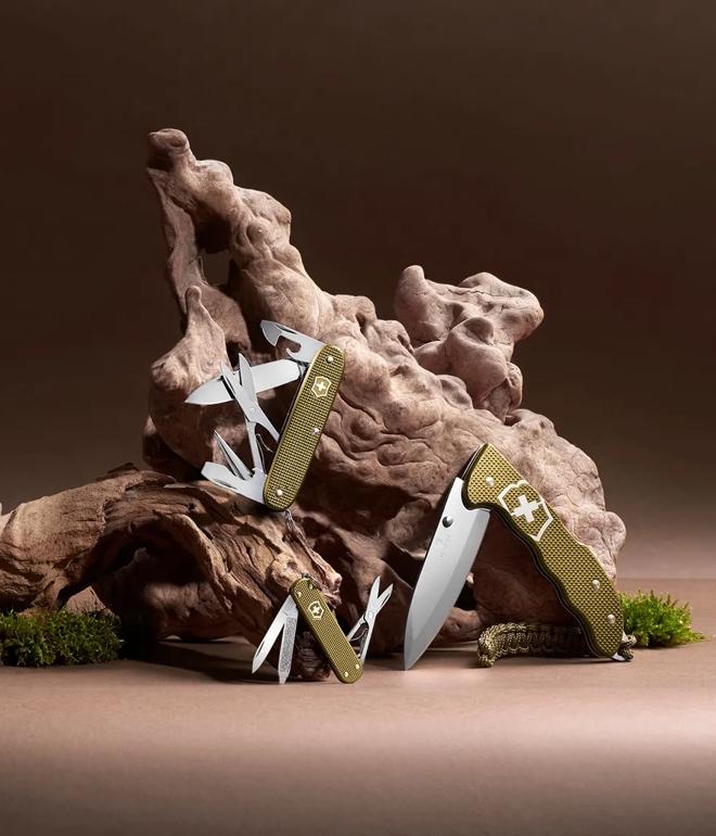 The materials we use: Alox