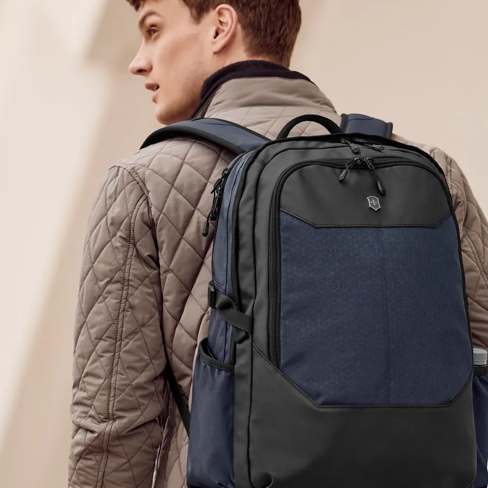 Victorinox rucksack best sale