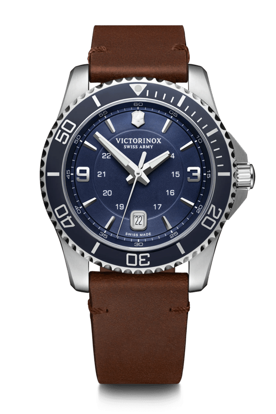 Victorinox store maverick watch